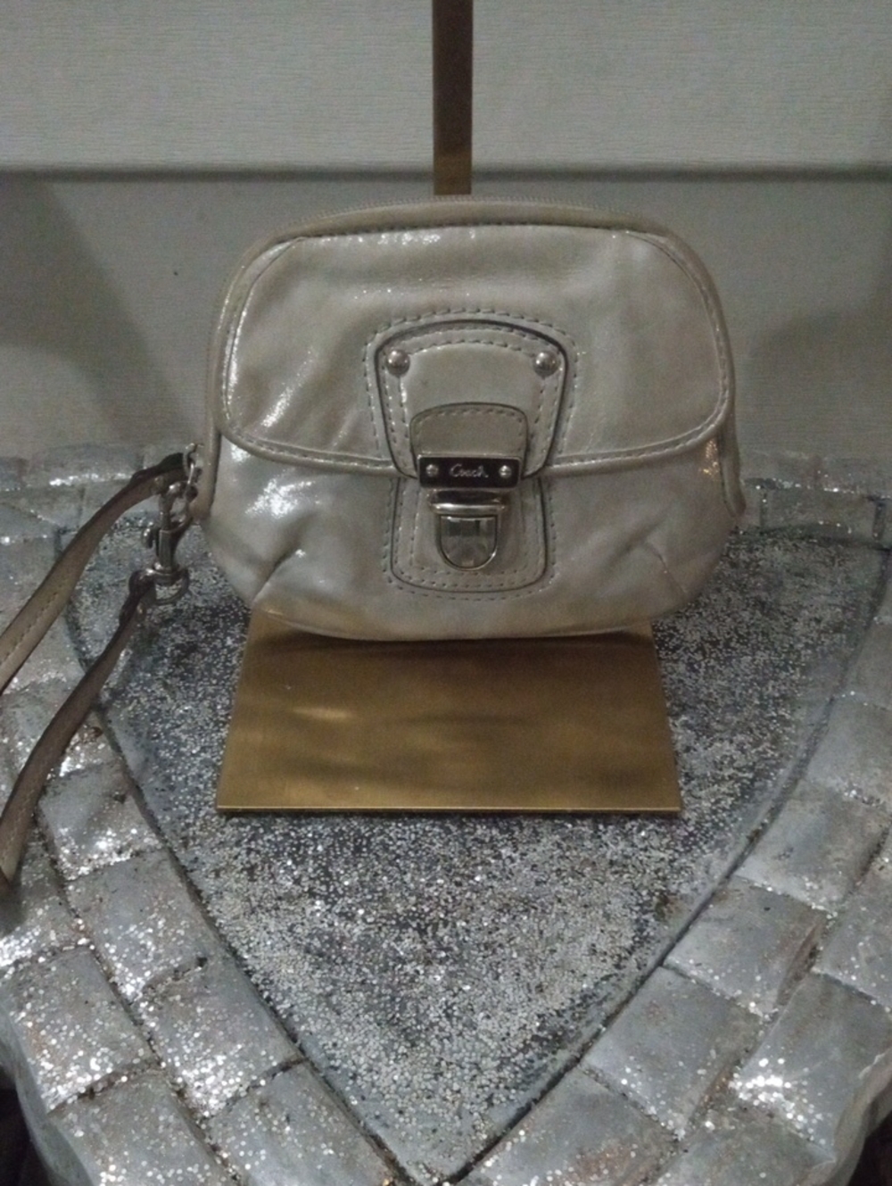 Coach  Legacy Vintage Rehab Wristlet